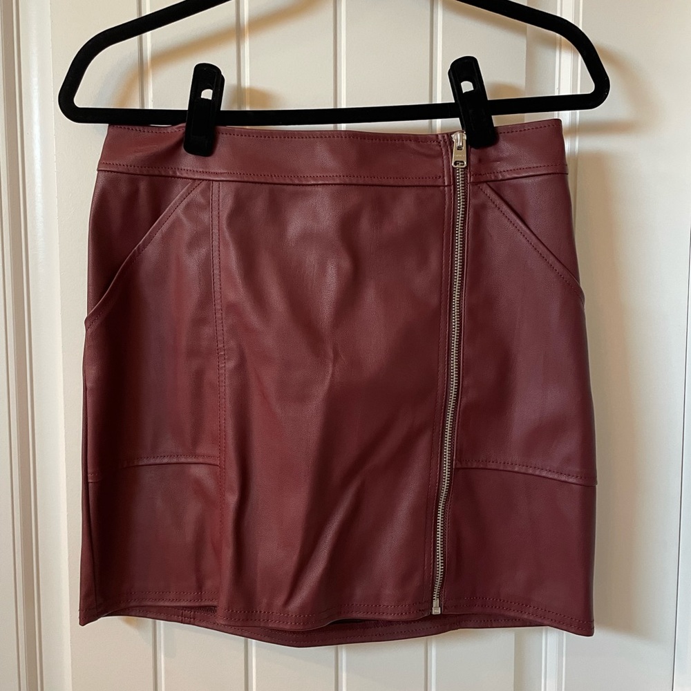 Burgundy faux leather skirt